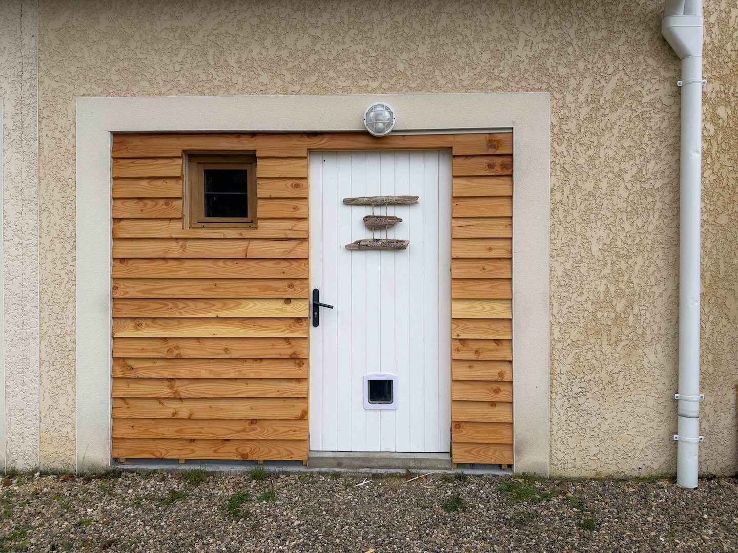 Extérieur - Gîte L'Ostal en Chartreuse Chambre Jungle de la Ninette au Domaine de Maubuisson, location de vacances à Ver-sur-Mer en Normandie, tout proche des plages du débarquement